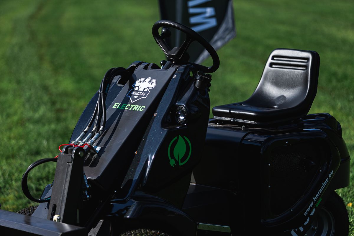Heracles H130 E Li-Ion - Avantfeste - 3wd - Lang driftstid